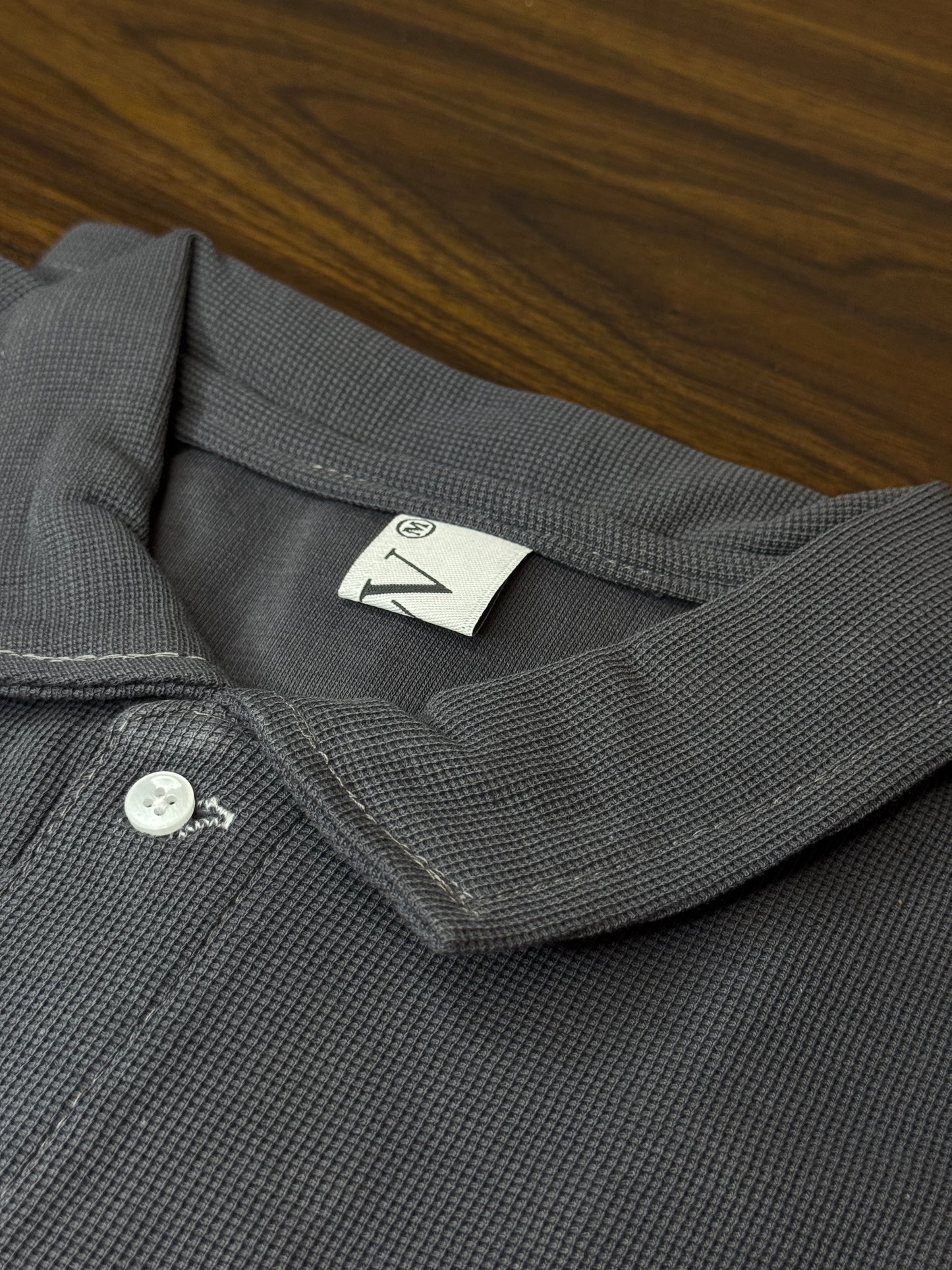 WAFFLE KNIT POLO - CHARCOAL GRAY