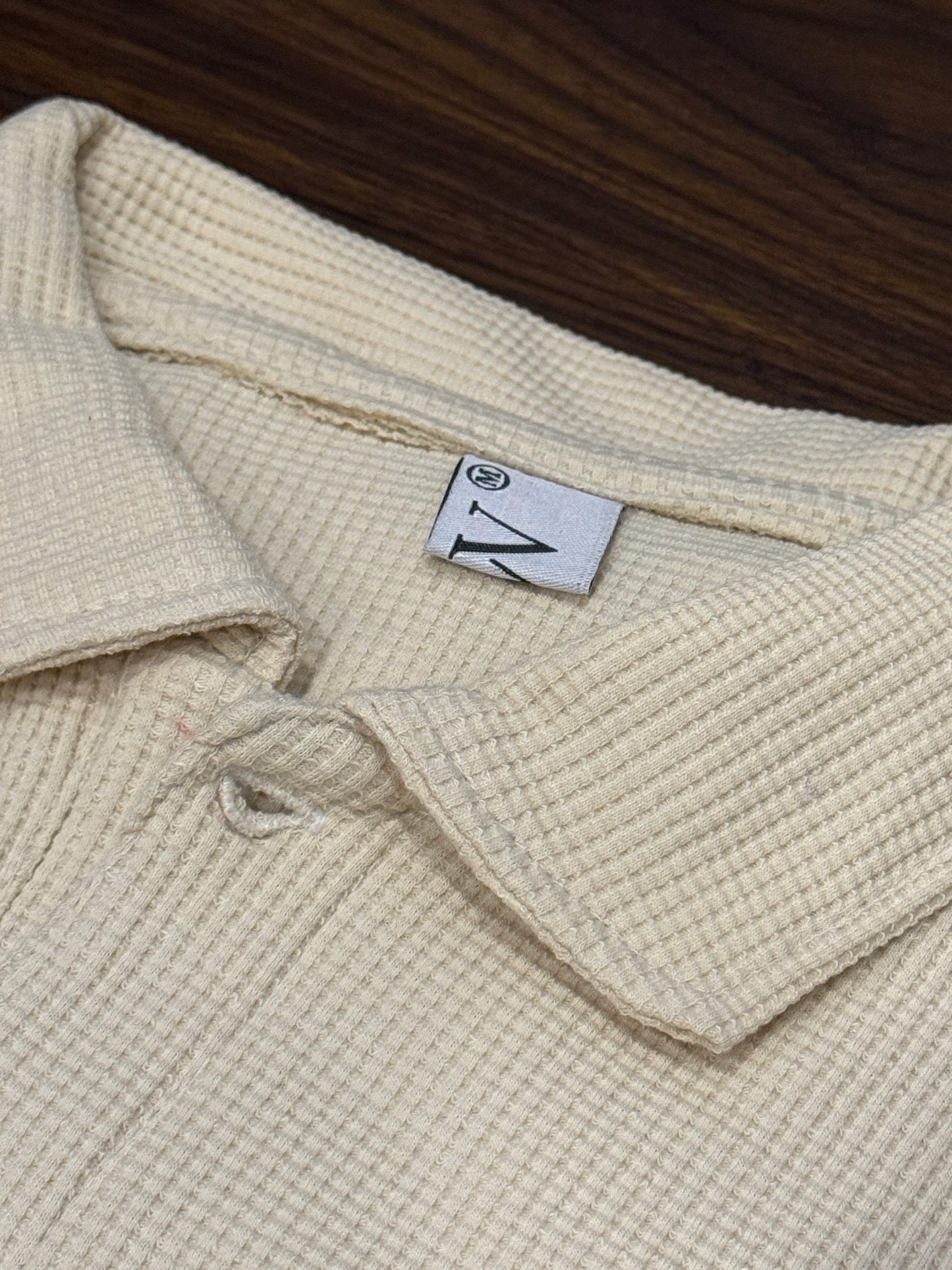 WAFFLE KNIT POLO - BEIGE